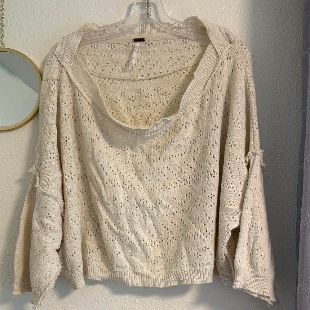 Oversized fit boxy free people sweater Medium